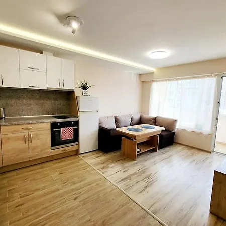 Apartman Bright