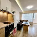 Bright Апартамент